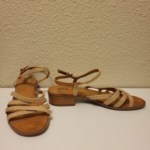 a.n.a Alto Strap Sandals size 9.5M